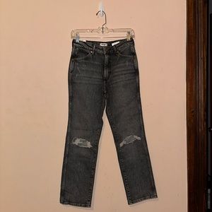 Wrangler Straight Jeans - Ripped grey